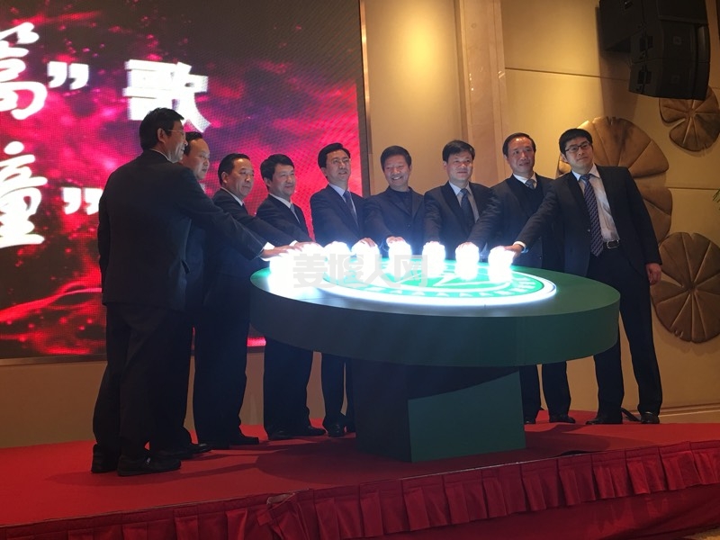 104246mw7yy19w1w2kiwu8.jpg