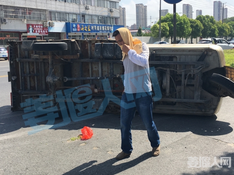 翻车IMG_2290.JPG