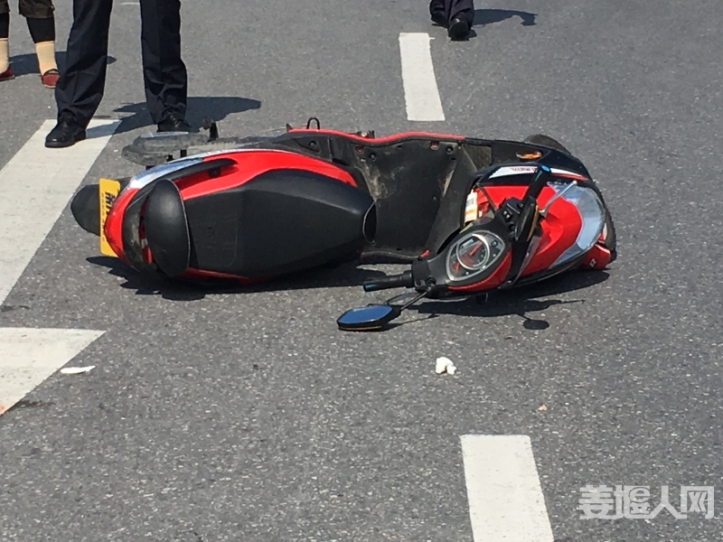 翻车IMG_2294.JPG