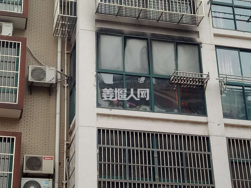 795560246832188030.jpg
