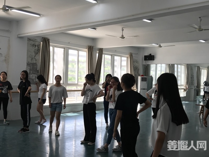 095719sxd9g1bffiw719id.jpg