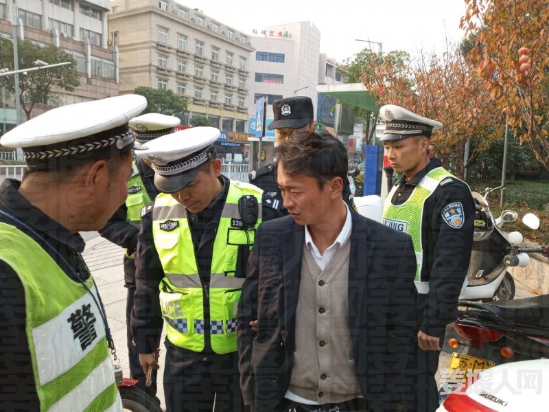 微信图片_20171122151917_副本.jpg