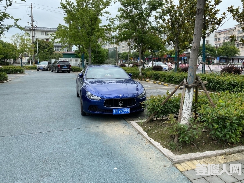 1592714054668428993.jpg