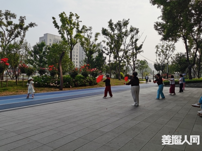 1686701067893984_576.jpg