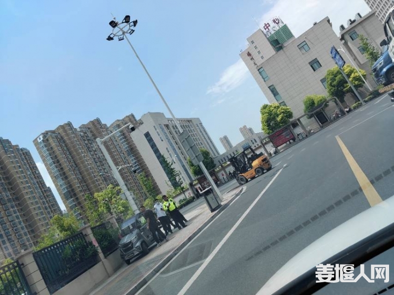 qi_niu_1715919300043_687_687_687.jpg