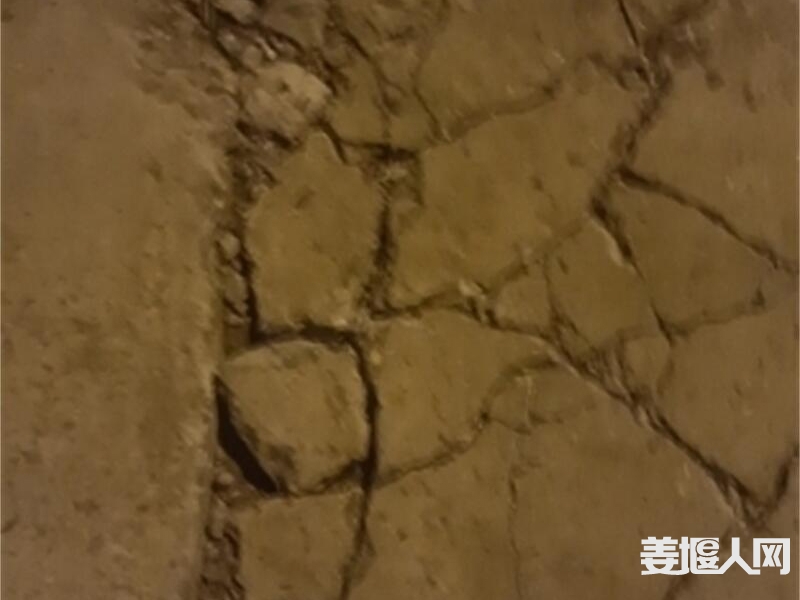 205411yudh5ghd5oohnyru.jpg