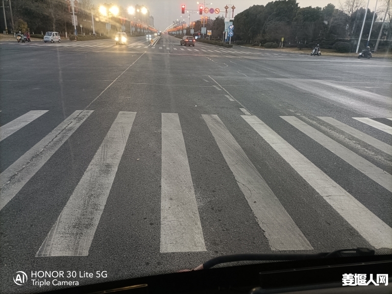 1735906830022743_81.jpg