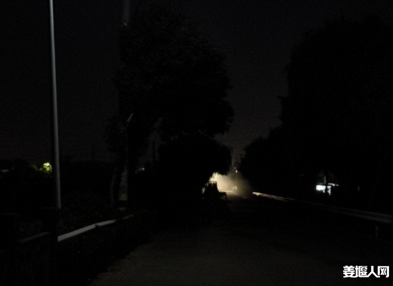 1764499970613797_25.jpg